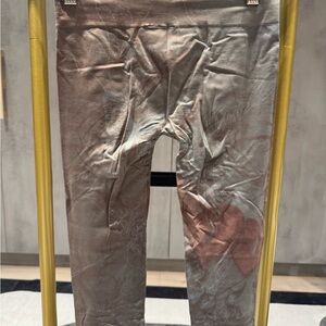 Stylish Abstract Pattern Leggings